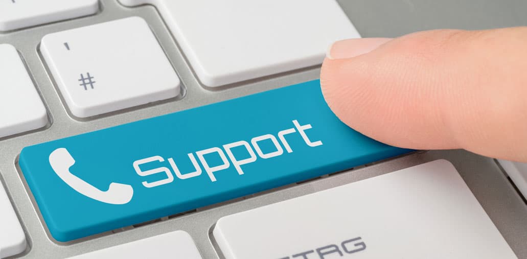 advantages of shifting business online, gain a wider audience